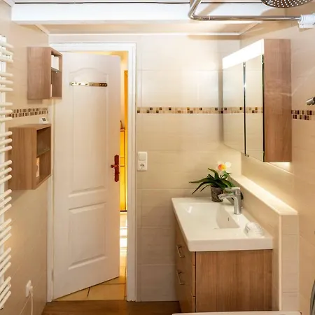 Pour 6 Personnes Avec Hotel Antibes